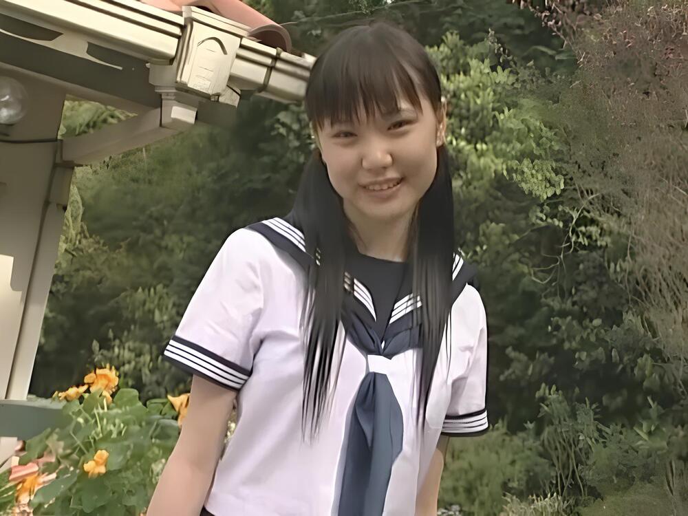 葉月しずか