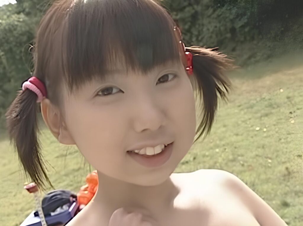 渋谷書店『美少女映像集 せきらら少女白書 06』(水野ななみ)
